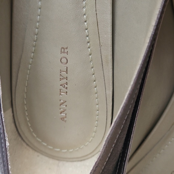 Ann Taylor Leather Shoes, Size 8.5. NWOT - Picture 8 of 8